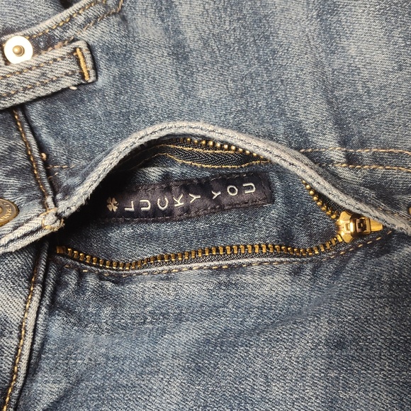 Lucky Brand Women's 12/31 Blue Denim Straight Leg Jeans - Picture 6 of 9